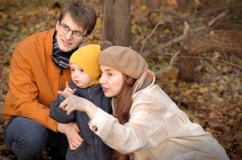 Sesja rodzinna, plenerowa sesja M.Kadruje fotografia naturalna Poznań