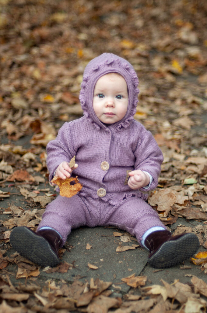Portret dziecka, niemowlak, małę dziecko, M.kadruje fotografia naturalnamacierzyństwo , mkadruje fotografia naturalna Poznań