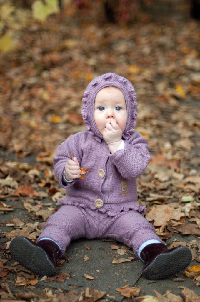 Portret dziecka, niemowlak, małę dziecko, M.kadruje fotografia naturalnamacierzyństwo , mkadruje fotografia naturalna Poznań